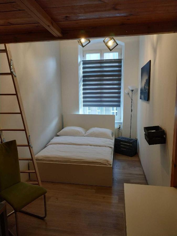 Rejtana Street Hostel Wrocław Eksteriør billede